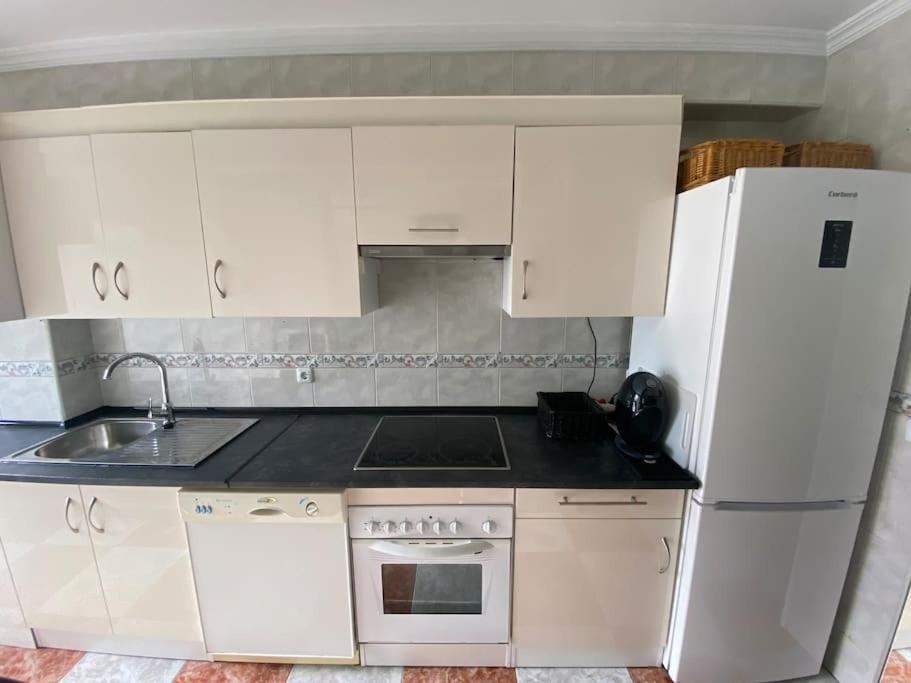 Apartamento Silda Torre Del Mar Buitenkant foto